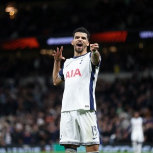 jiuyou-索兰克：进球是献给正怀孕的太太，庆祝动作致敬《海贼王》